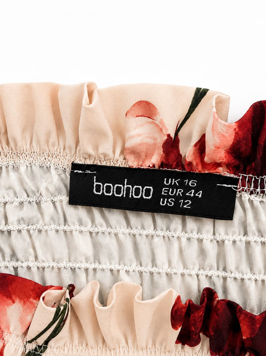 Boohoo  Bardot Shirred Peplum Top, Flora Cream - Size 16